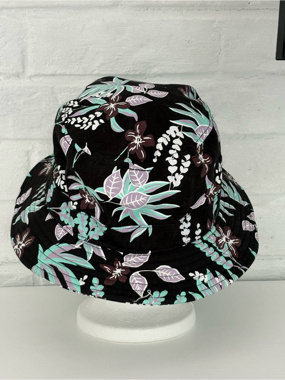 Vans Black Floral Bucket Hat with Mint & Lavender Accents - Picture 3 of 10